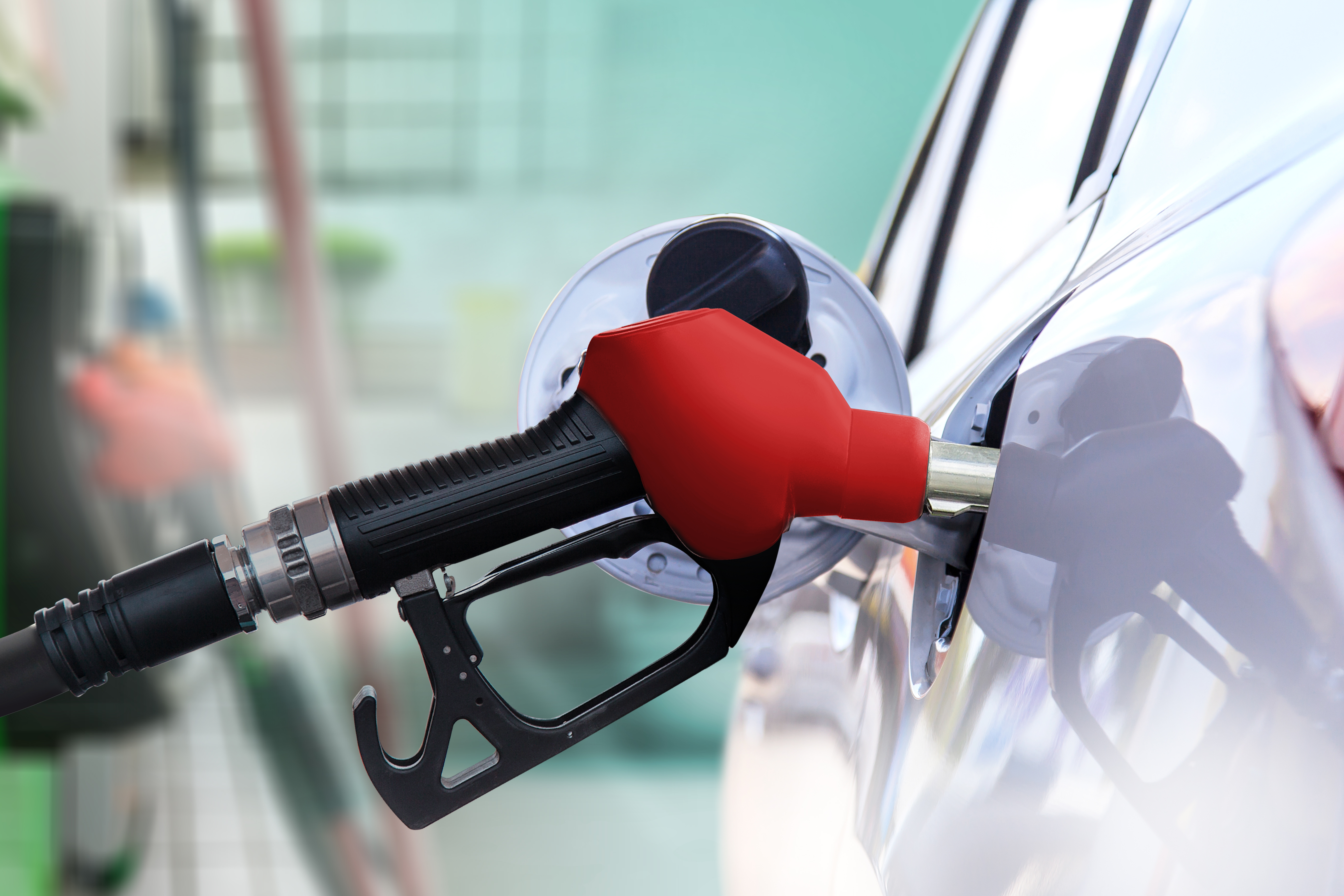 Liberals and Nationals call for temporary fuel excise cut