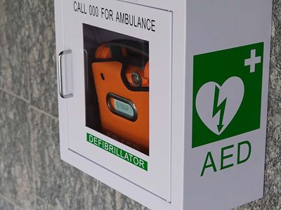 Life-saving defibrillators for sports clubs