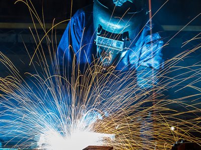 APPRENTICES REACH NEW HEIGHTS AT SYDNEY FOOTBALL STADIUM